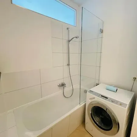 Apartment Charmante Im Gruenen Leipzig